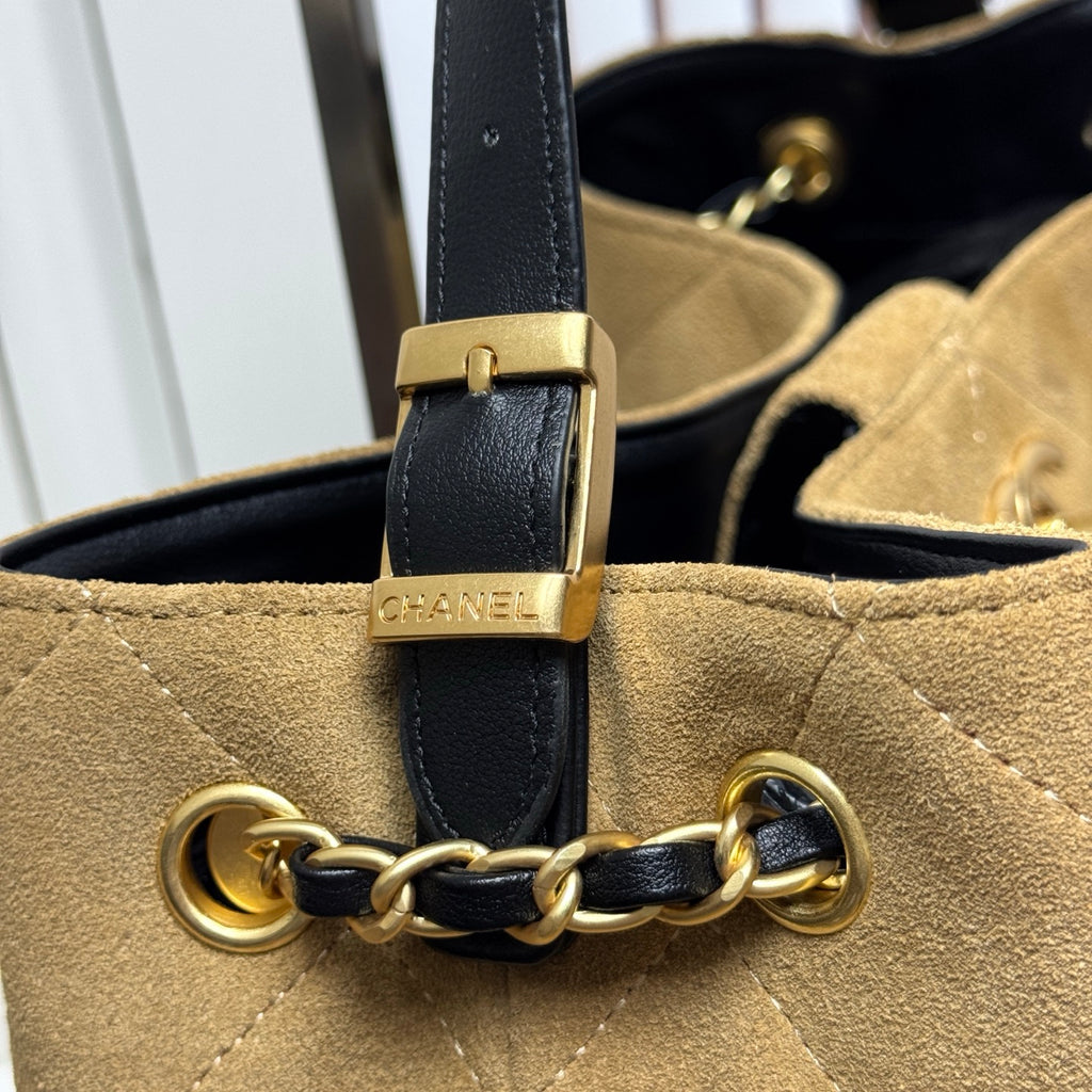 B1P46C17 Popular leather bag