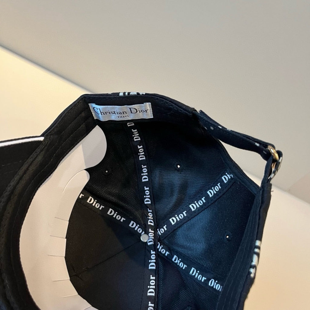M1R76D12 Popular hats