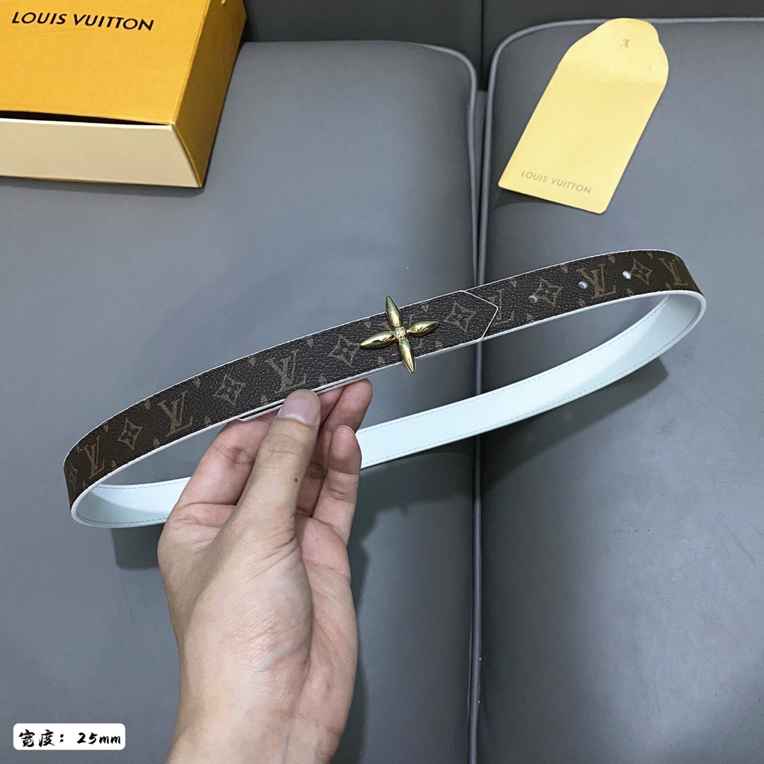 P1Q64E51 Popular  High quality belt With full package