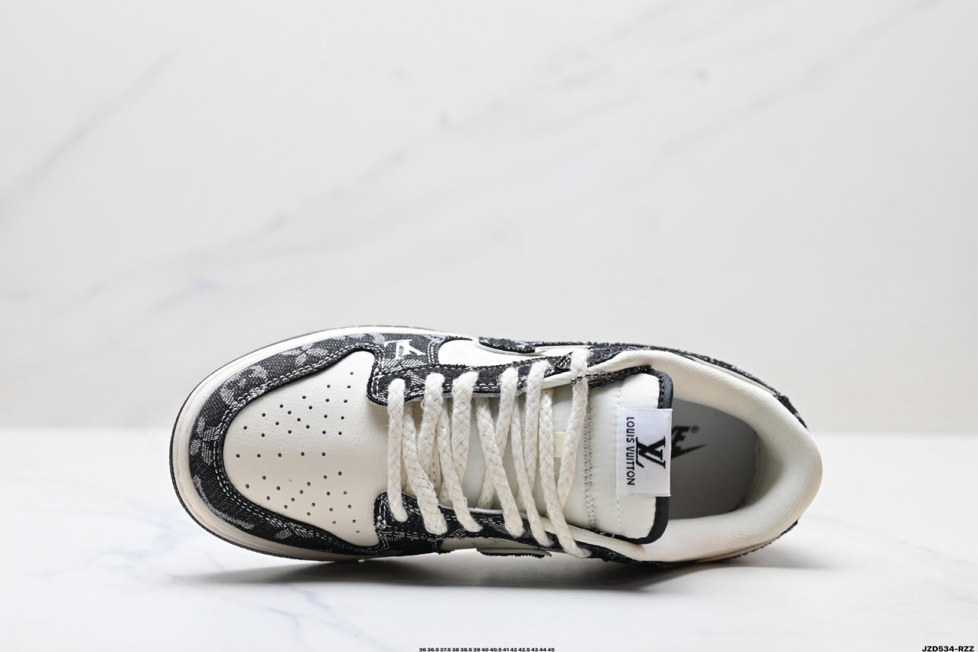 Z4Q95A27  Popular  shoes