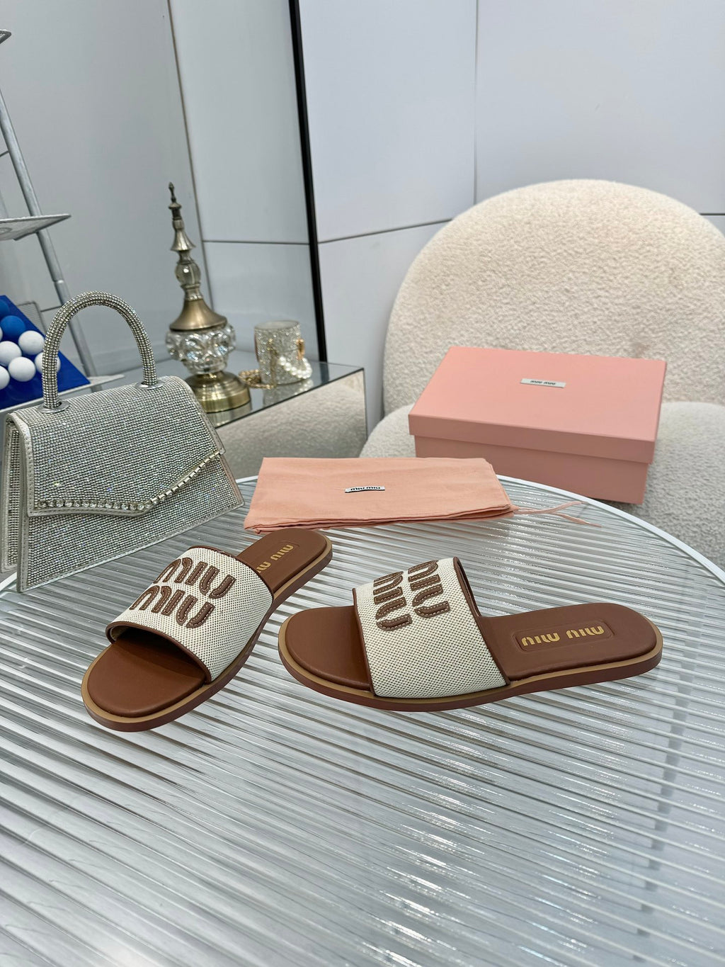 Z2N75E34  Popular leather shoes