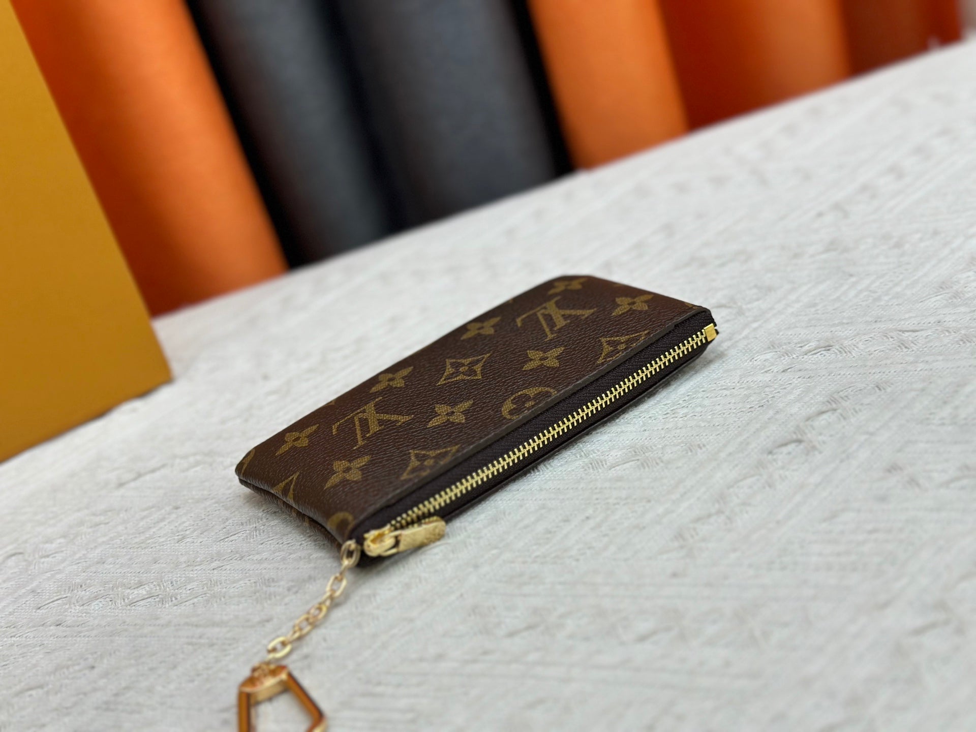 B1R15E91  Popular   leather bag