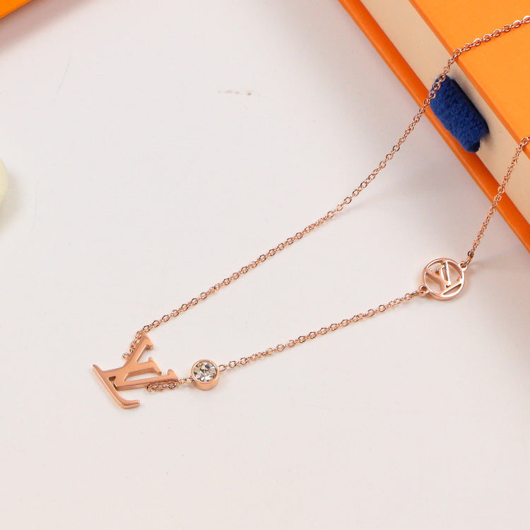 X2B100E1X Popular Necklaces