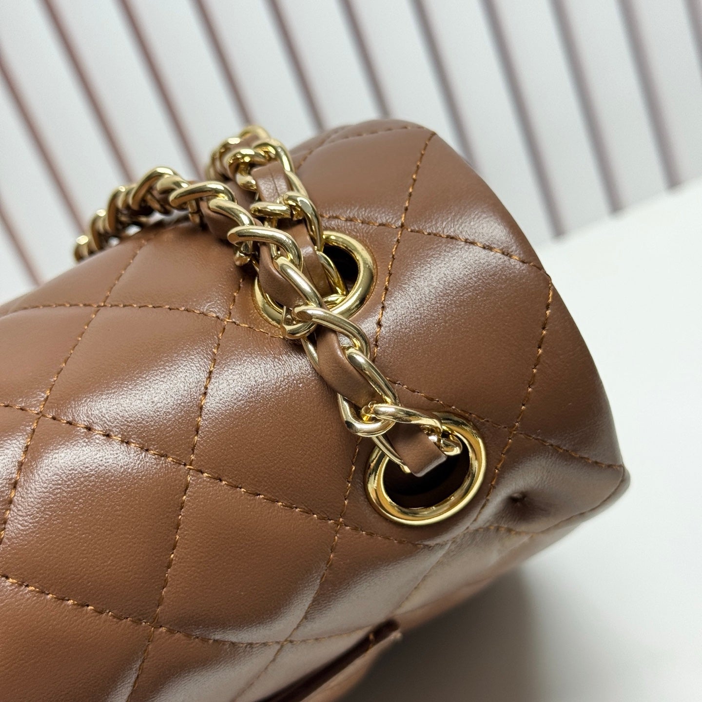 B1R76C11 Popular leather bag