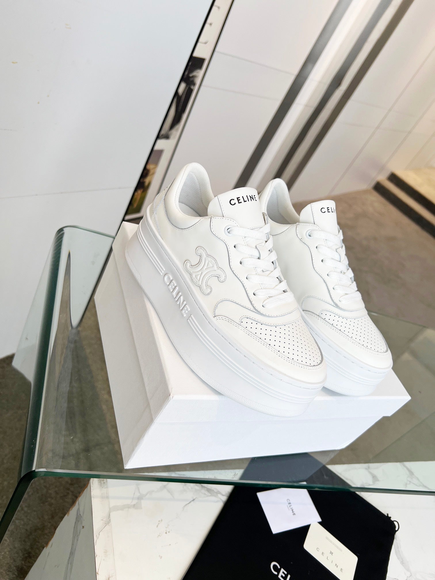 Z2Z85N52  Popular leather Shoes