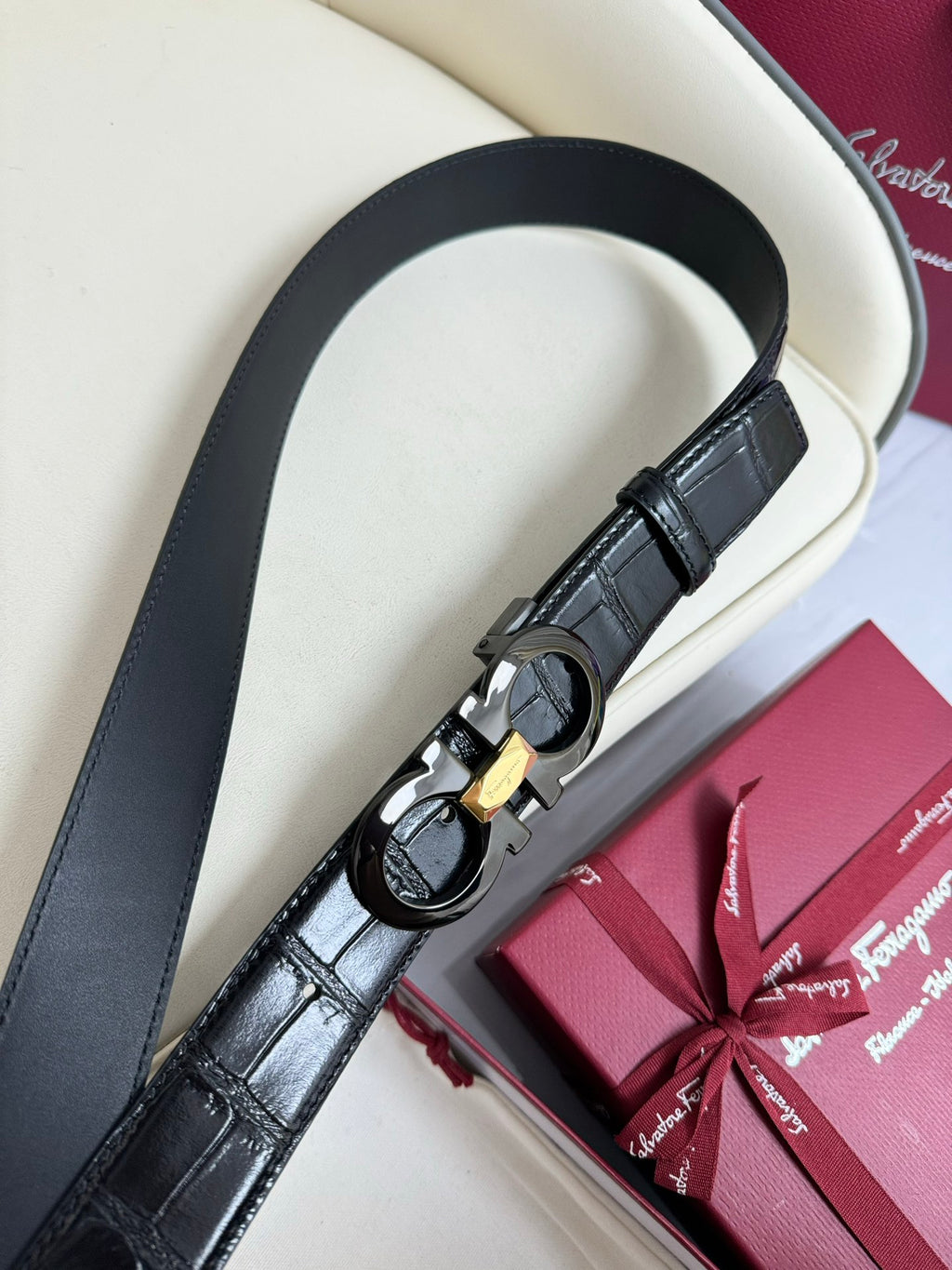 P1W15A167 Popular  High quality belt With full package