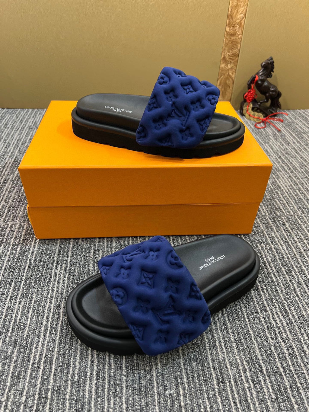 Z5YE116 Popular Slippers