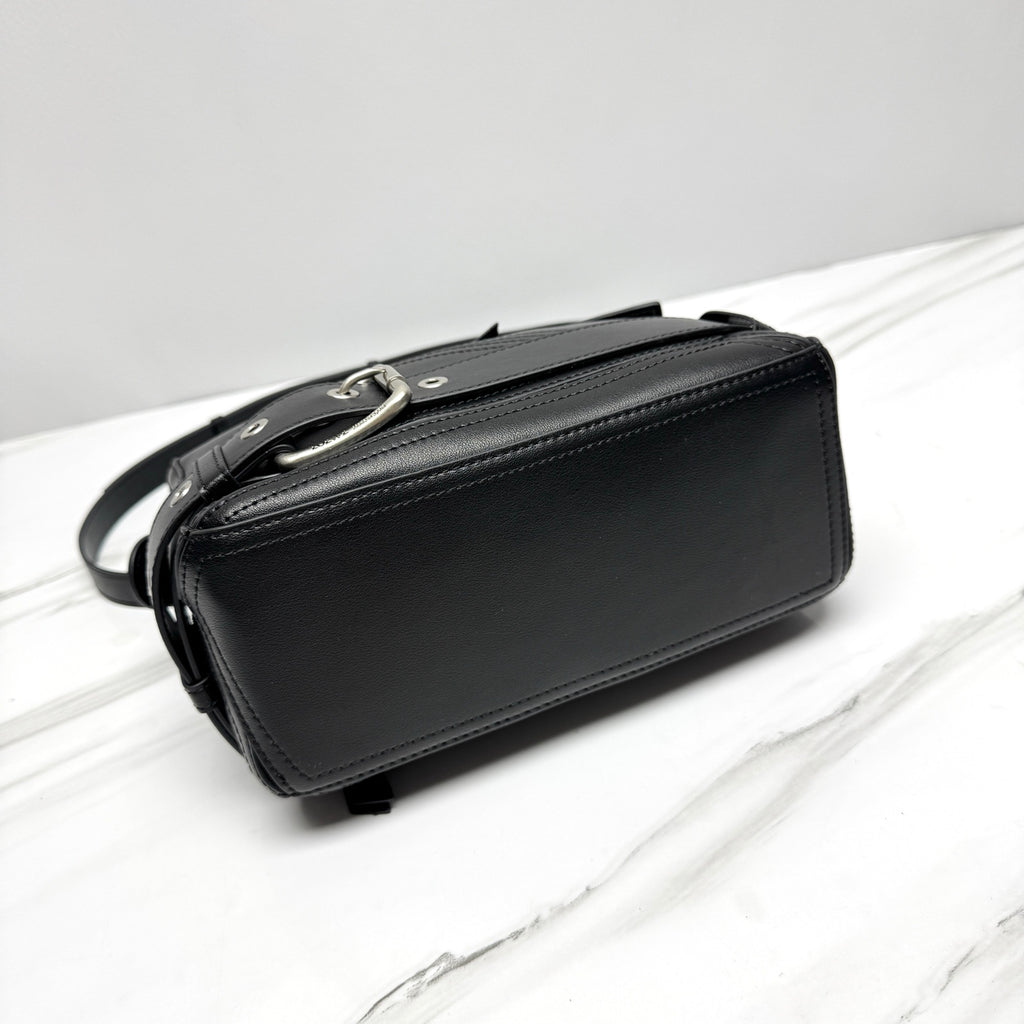 B1R15A149 Popular leather bag