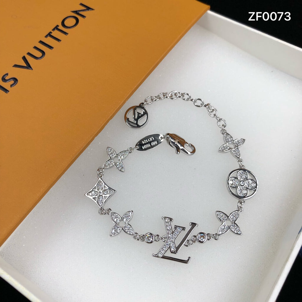 X1B42E39E  Popular Bracelets