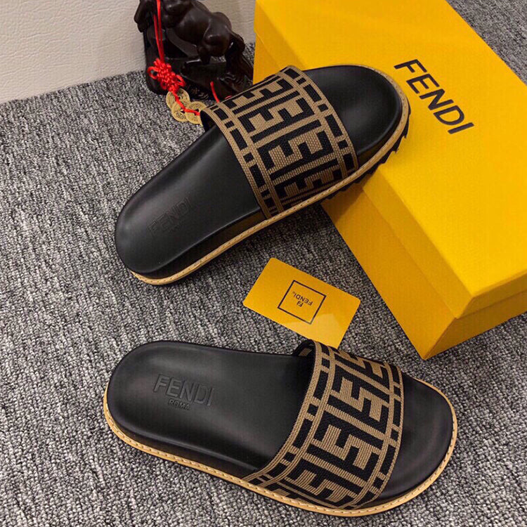 Z5F1 Popular Slippers