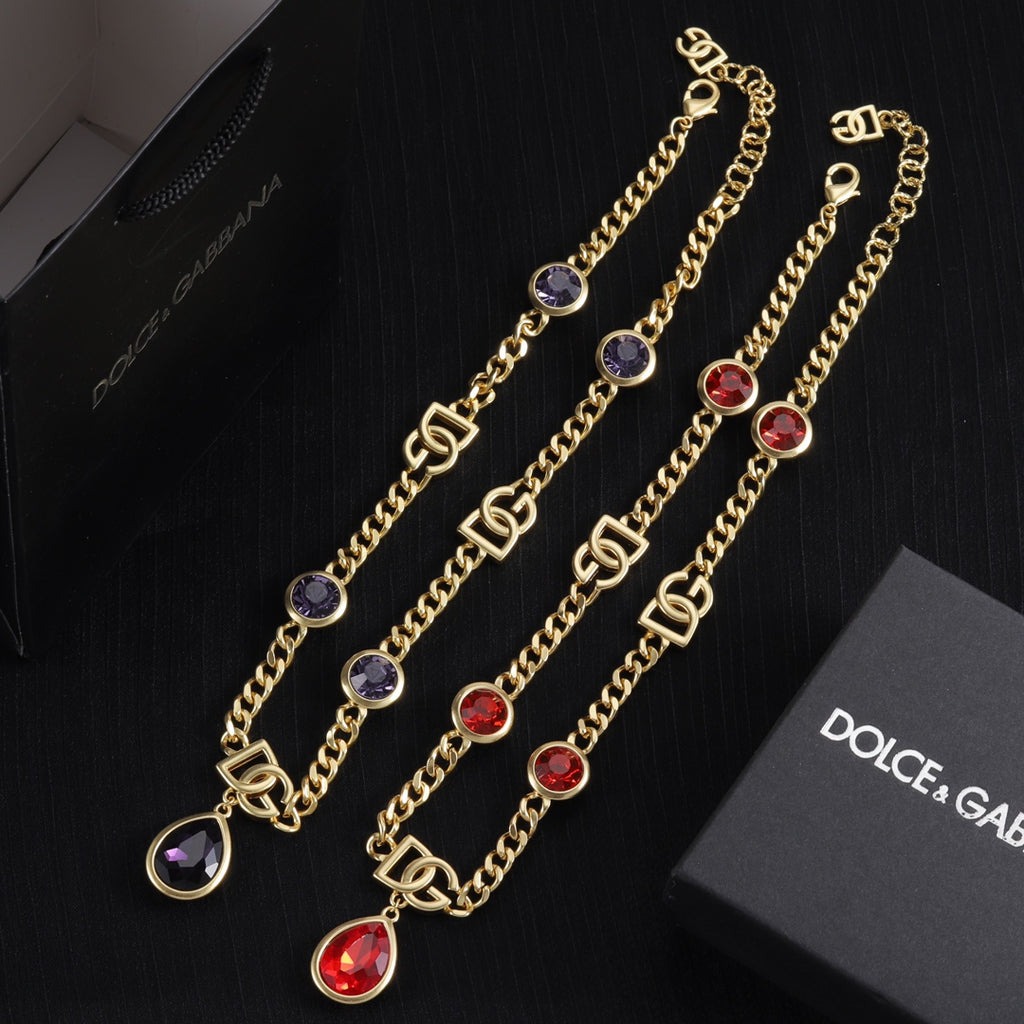 X1Q85A11X Popular Necklace