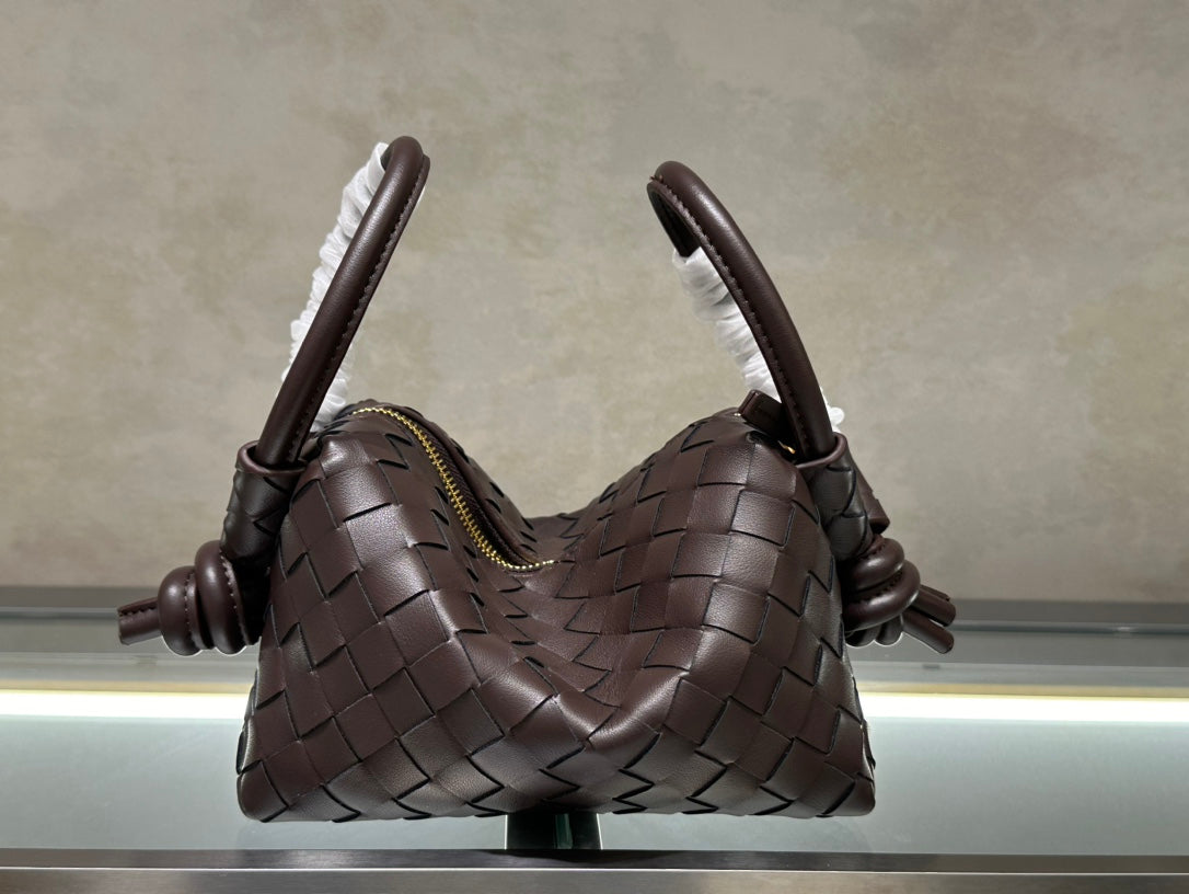 B1X104A84 Popular eather bag