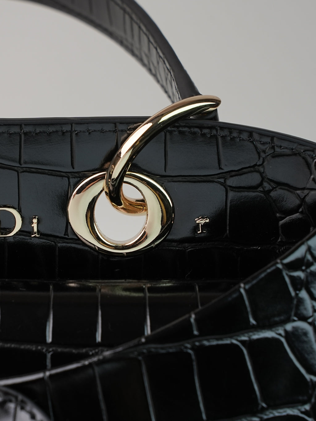 B1P36D90 Popular leather bag