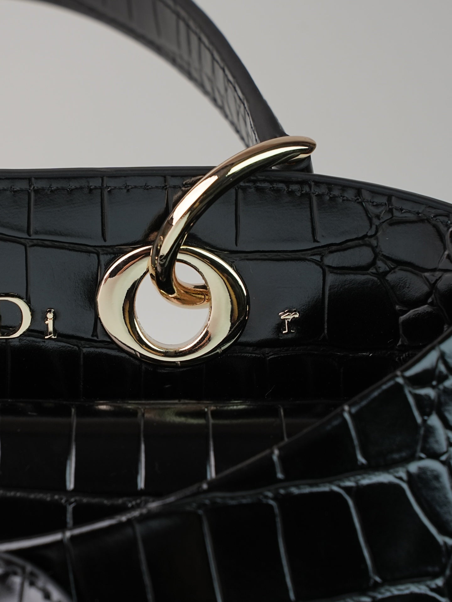 B1P36D90 Popular leather bag