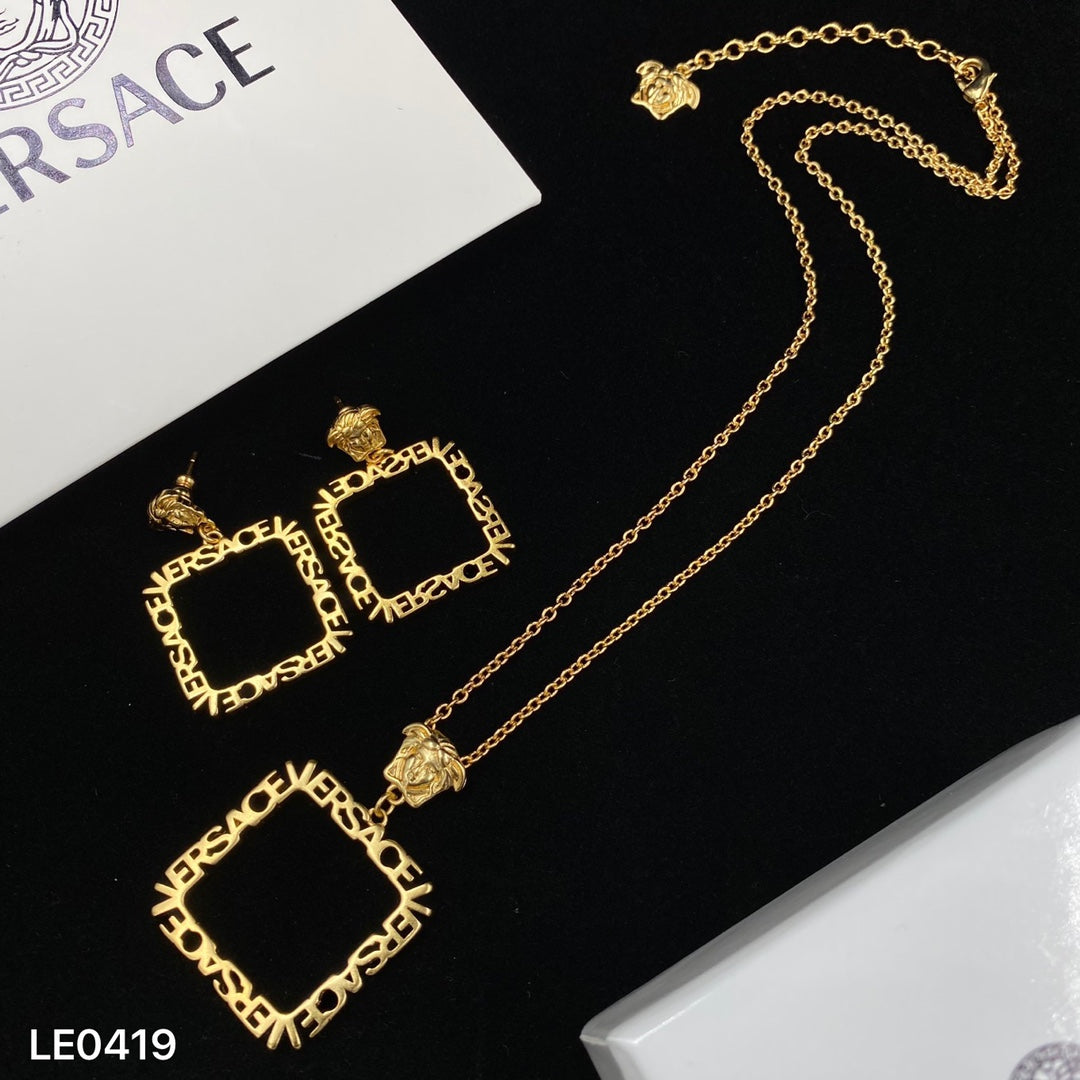 X1R75V65X Popular Necklaces .Earrings