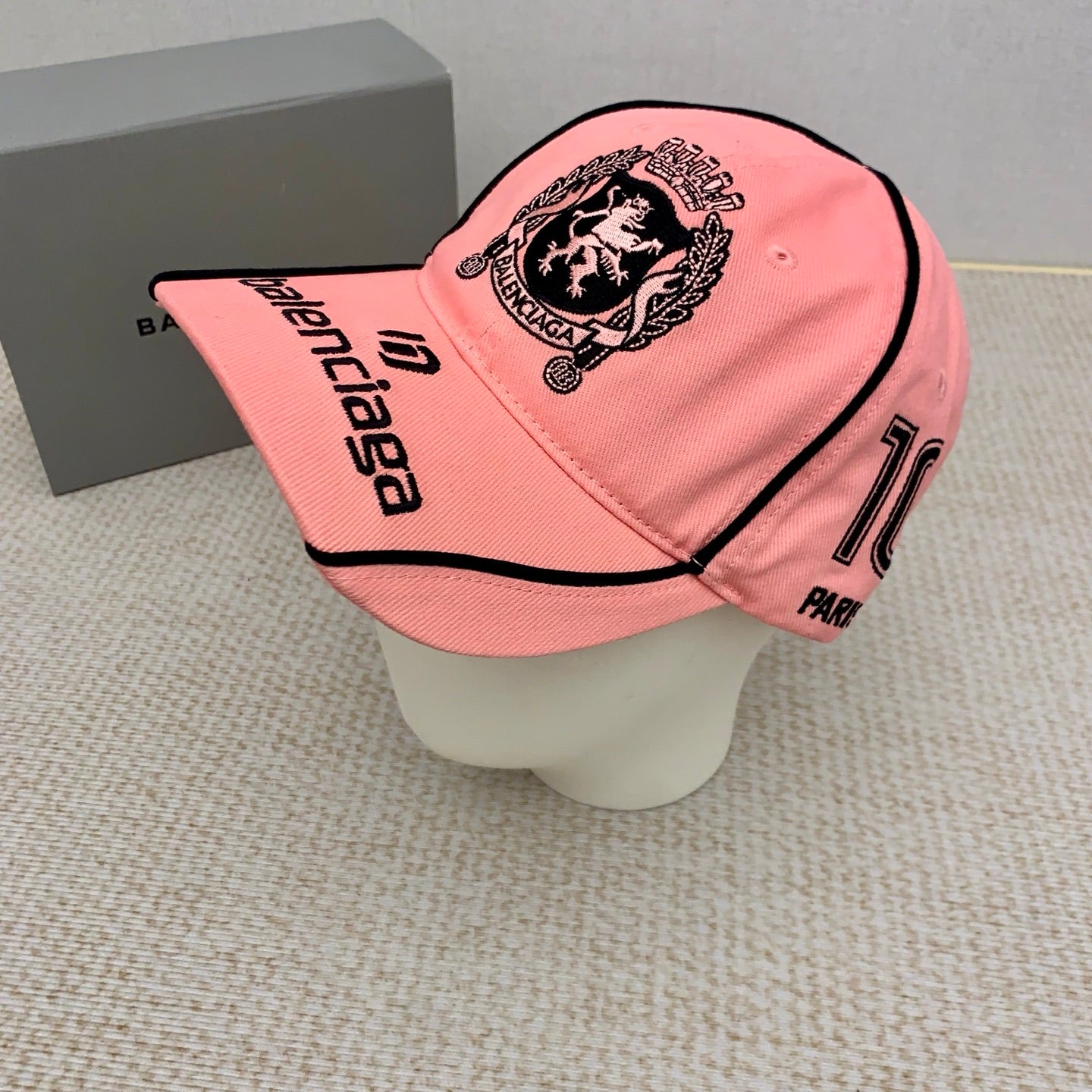 M1Q45J49 Popular hats