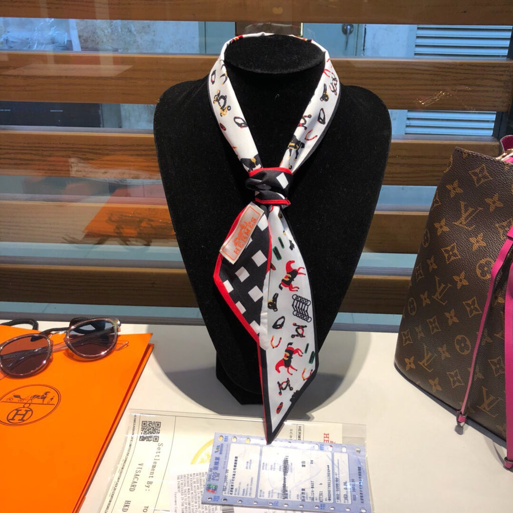 W1N46H1 Popular Silk Scarve