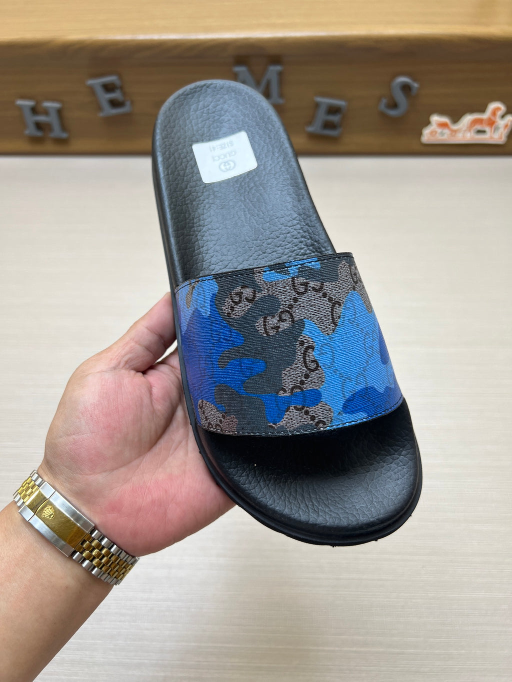 Z5X76B4 Popular slippers