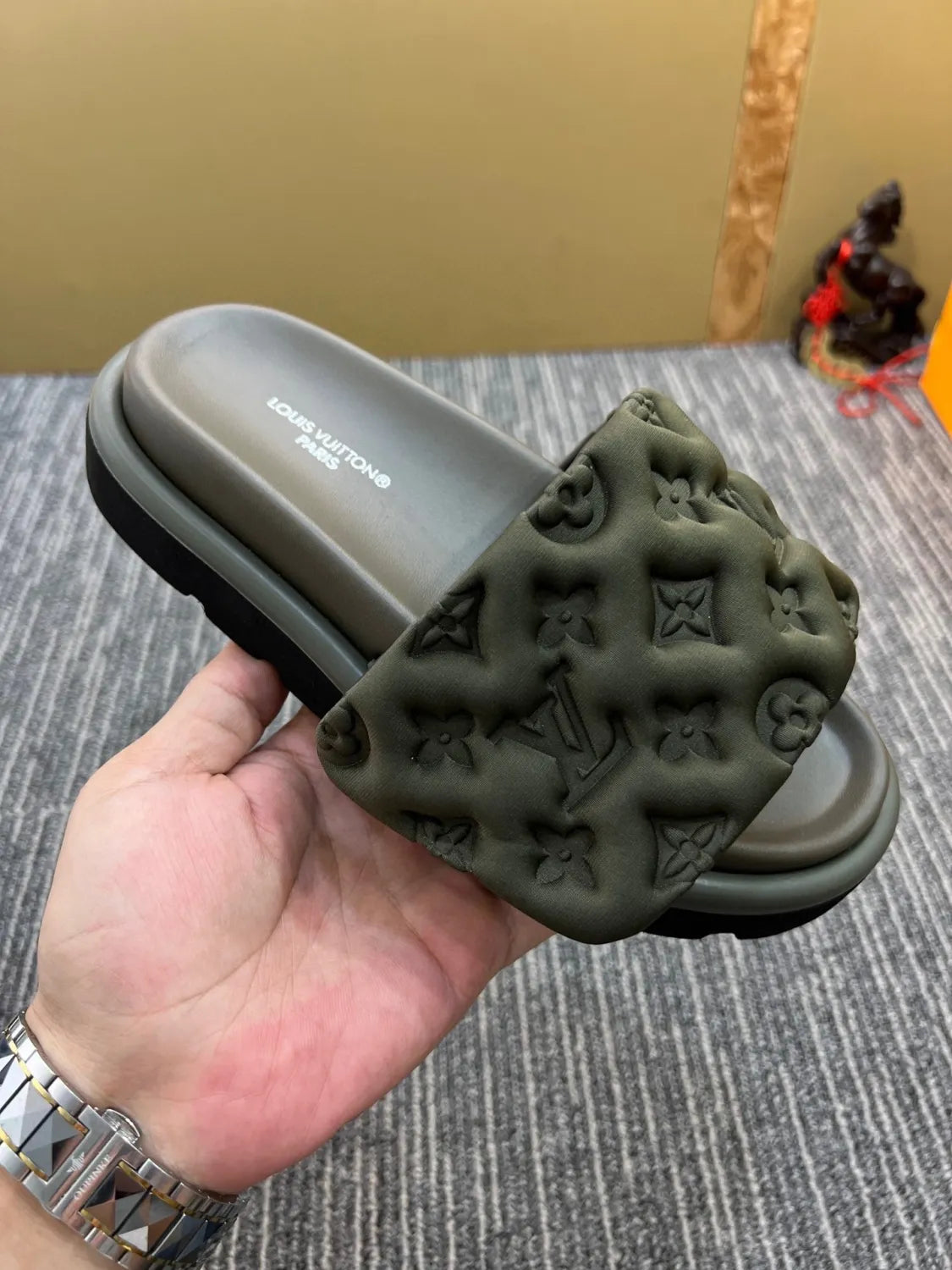 Z5YE116 Popular Slippers