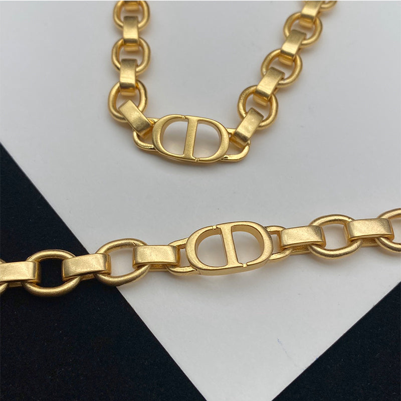 X1B91D396X  Popular Bracelets. Earrings. Necklaces