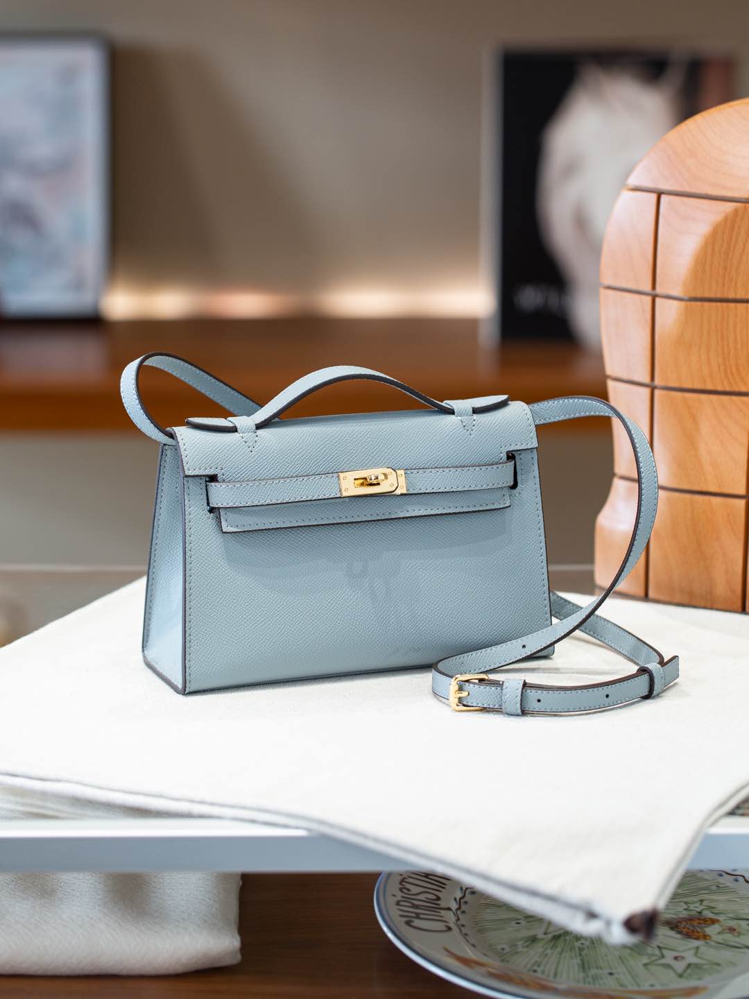 B1R66A4 Popular leather bag
