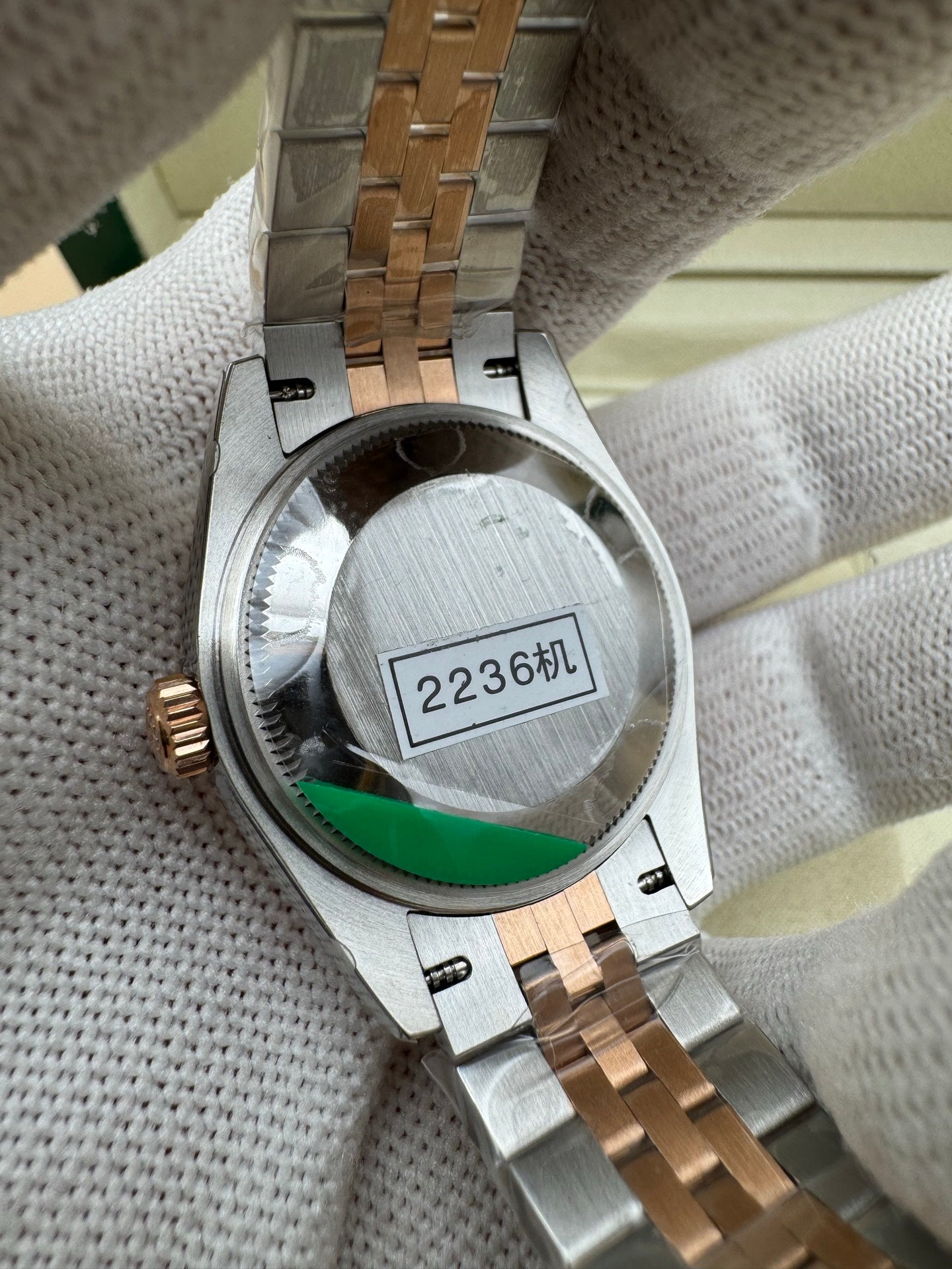 L1R36L11 Popular Watches