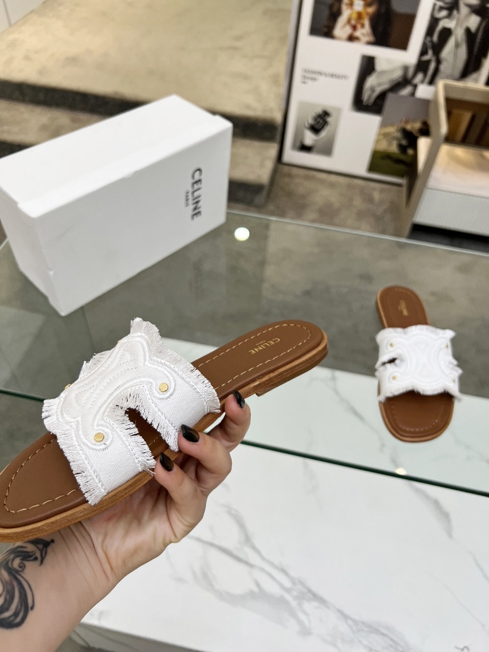 Z2Q55CL25 Popular  leather shoes
