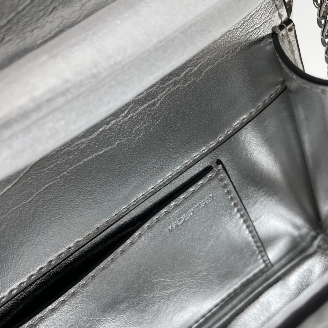 B1W35VL114 Popular  leather bag