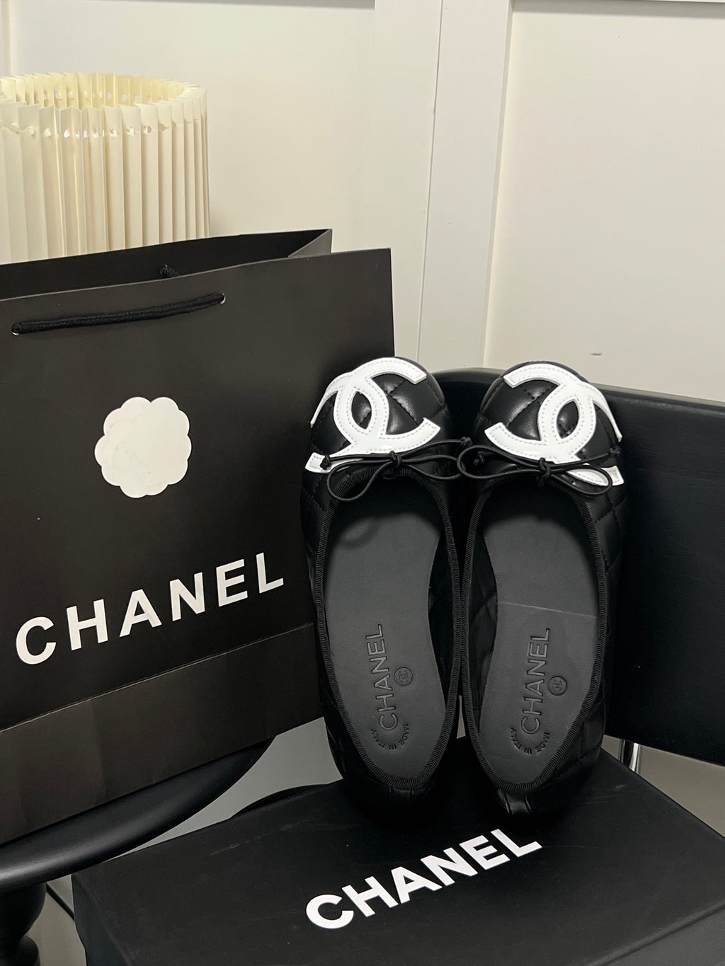 Z1Q105C364 Popular Shoes