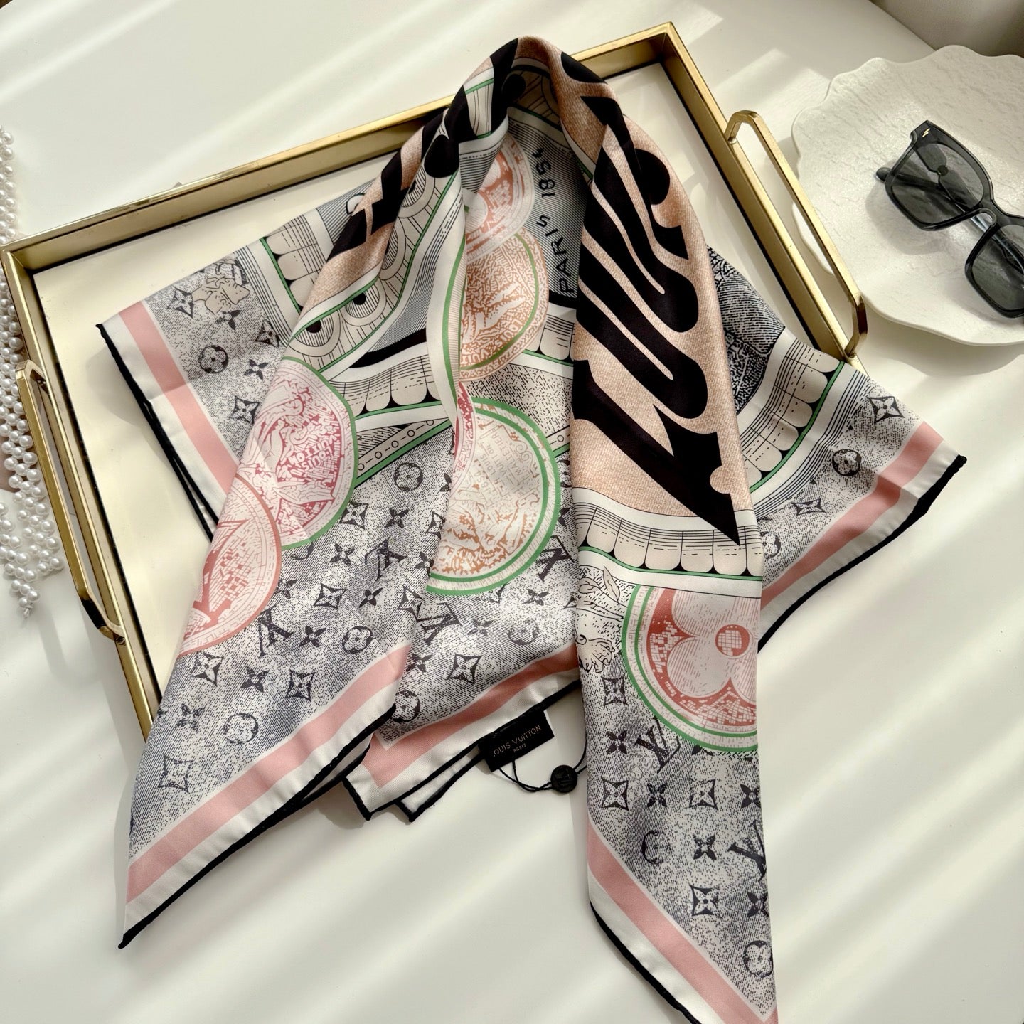 W1Z35E213 Popular Silk Scarve