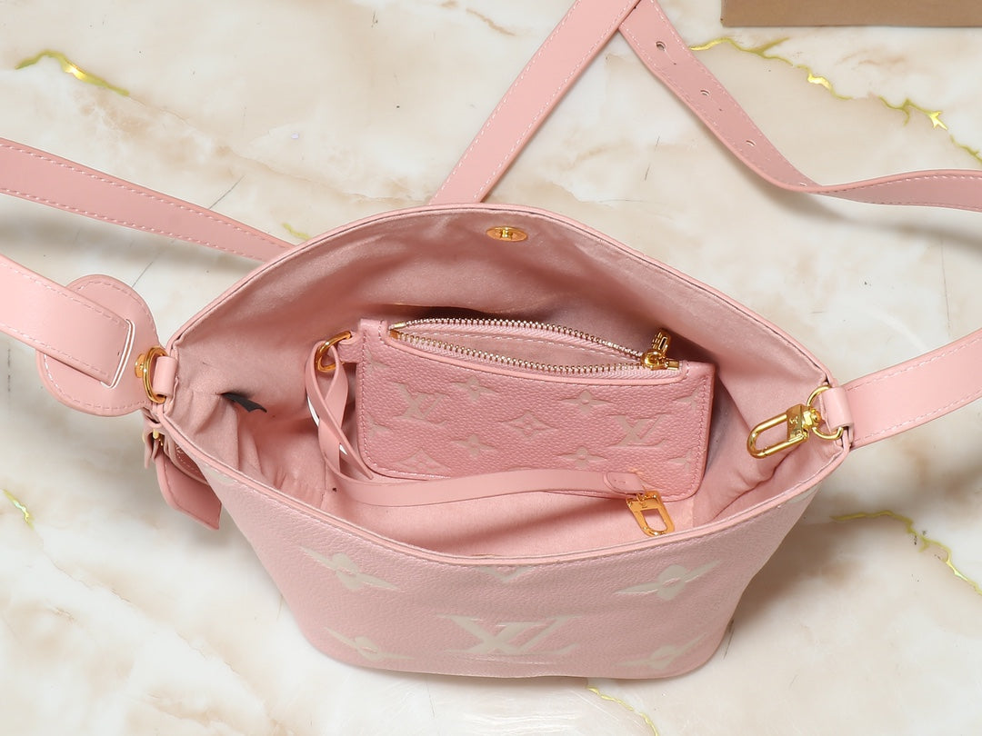 B12W15E3 Popular  leather bag