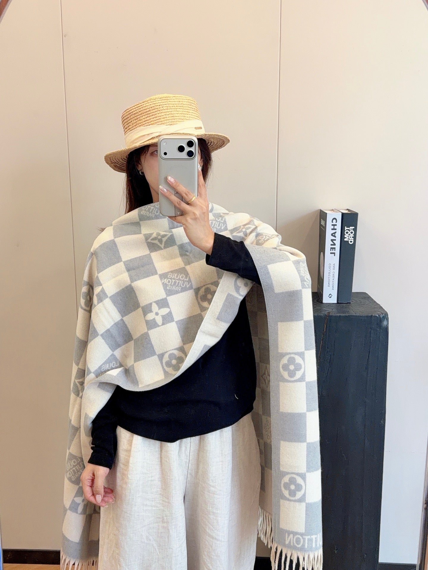 W1R86E22 Popular Winter Scarves