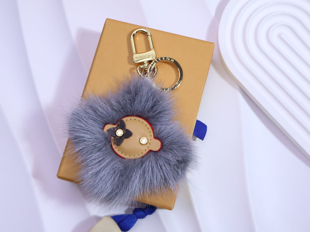 A1Q105E26 Popular bag 's charms accessories
