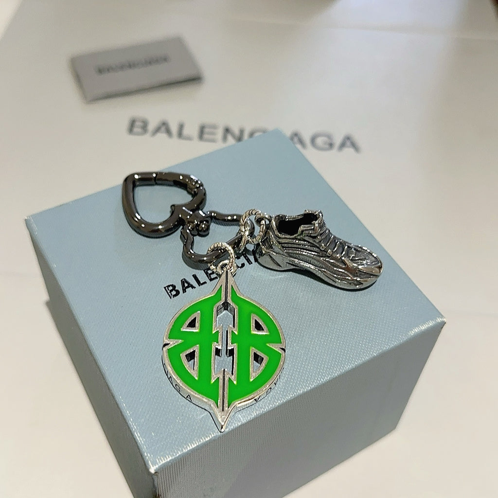 A1Z105J77 Popular bag 's charms accessories