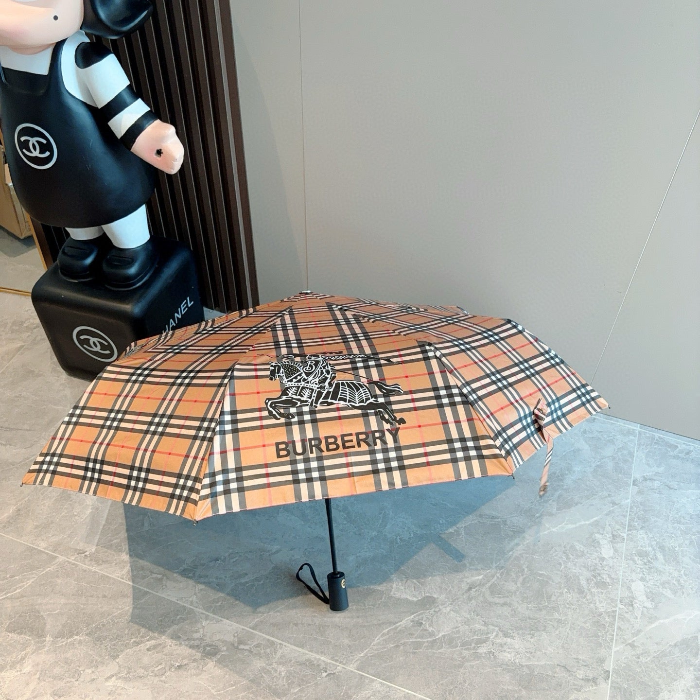 J1R85R126 Popular UV resistant umbrella