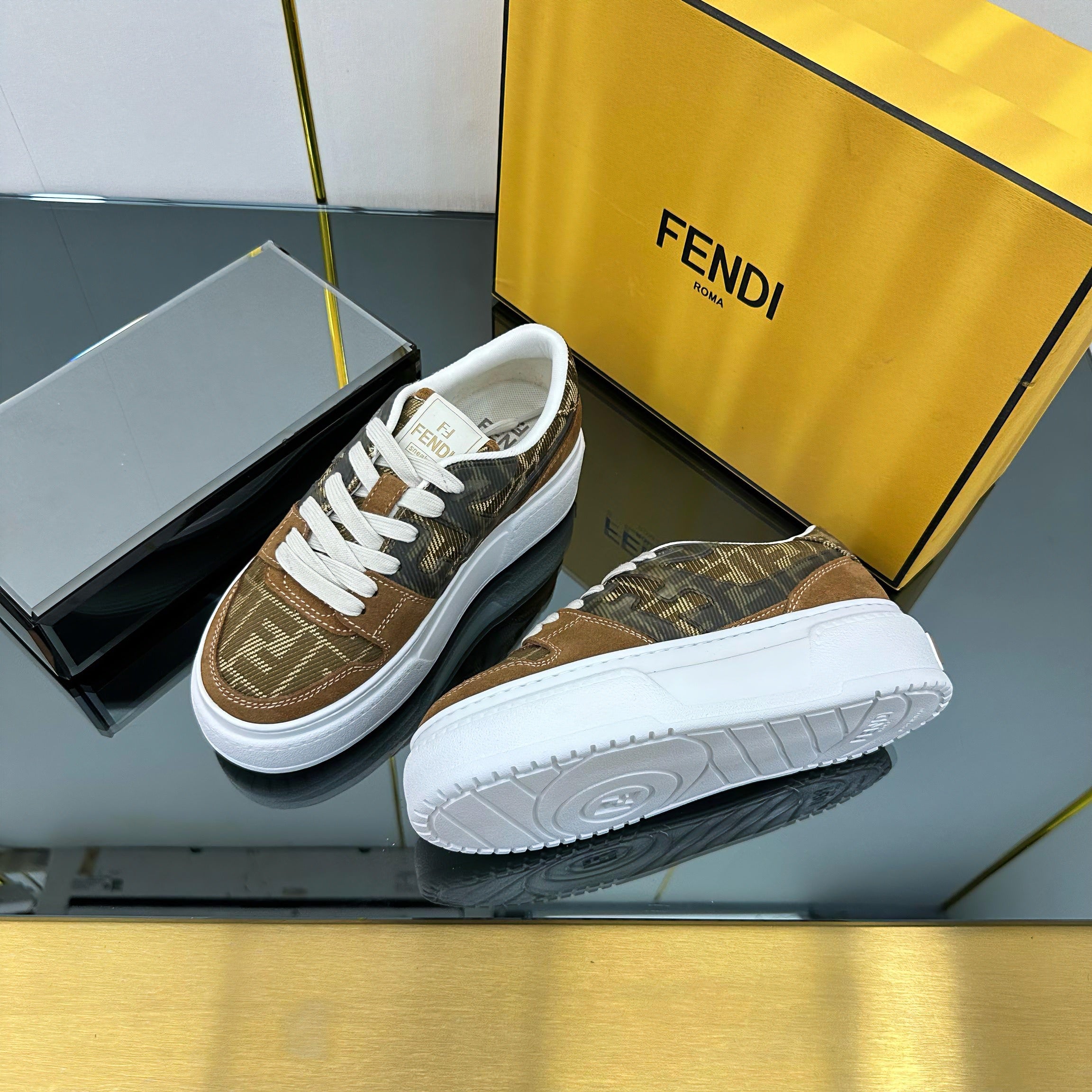 Z2Q105F418 Popular high-quality Shoes