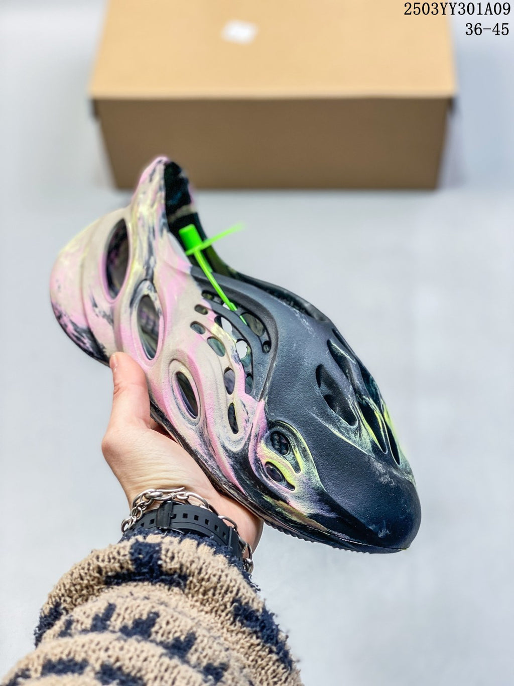 Z4R85A17  Popular shoes