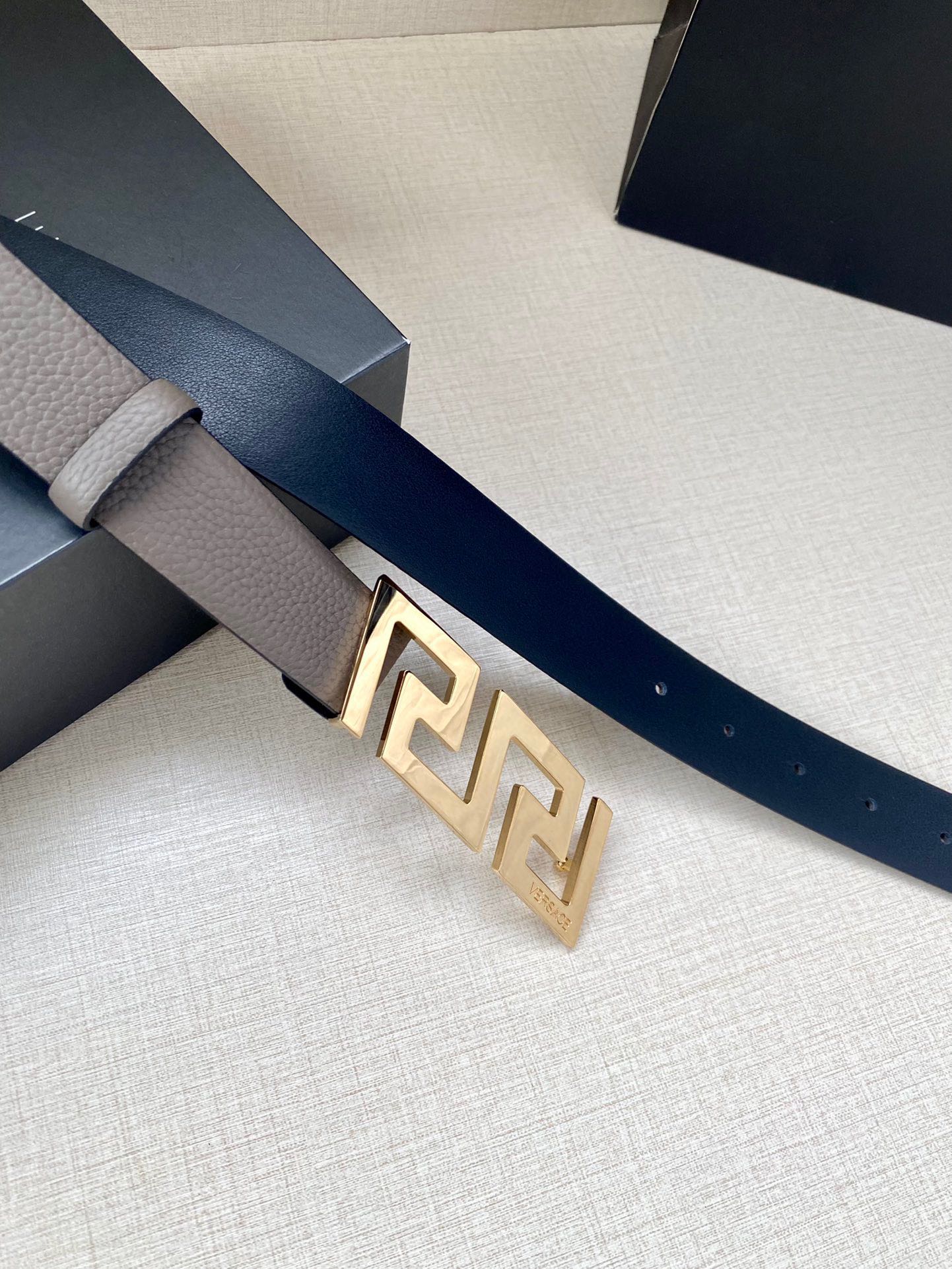 P1W15V166 Popular   High quality belt With full package