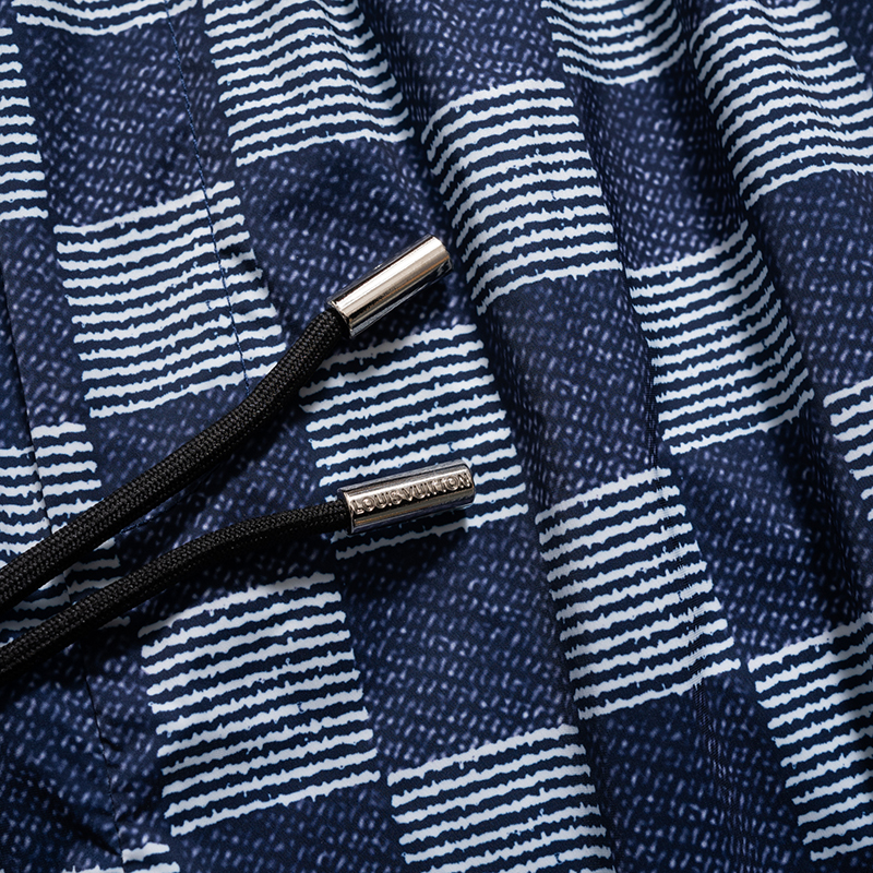 U1N36E14 Popular shorts