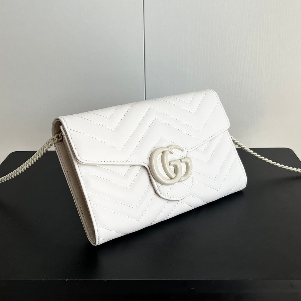 B1N55B51 Popular  leather wallets