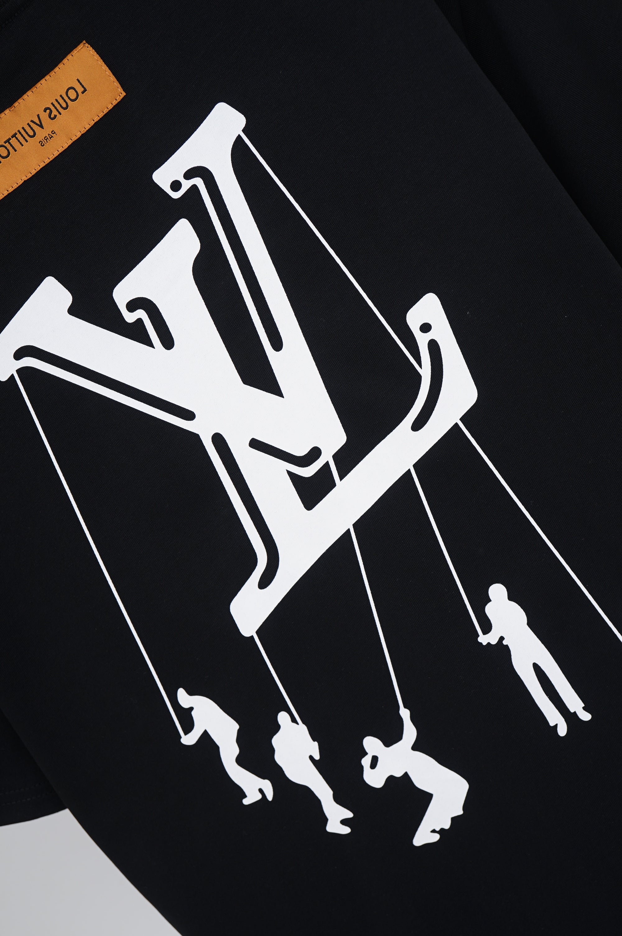 U1N45E9 Popular T-shirt