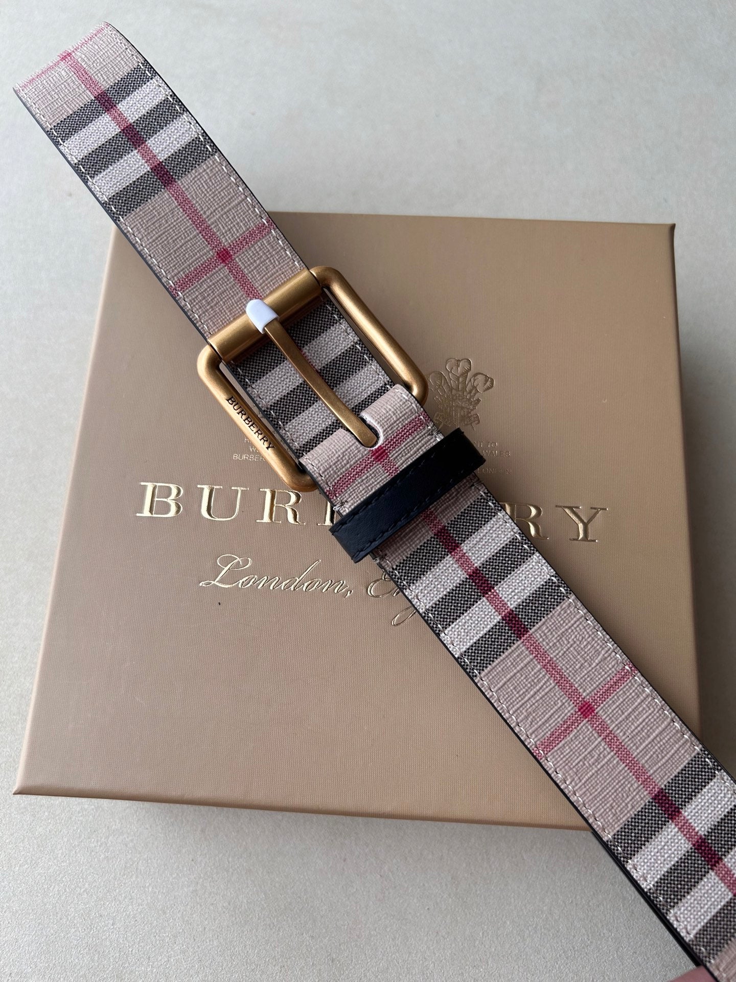 P1Q115R8 Popular High quality belt With full package