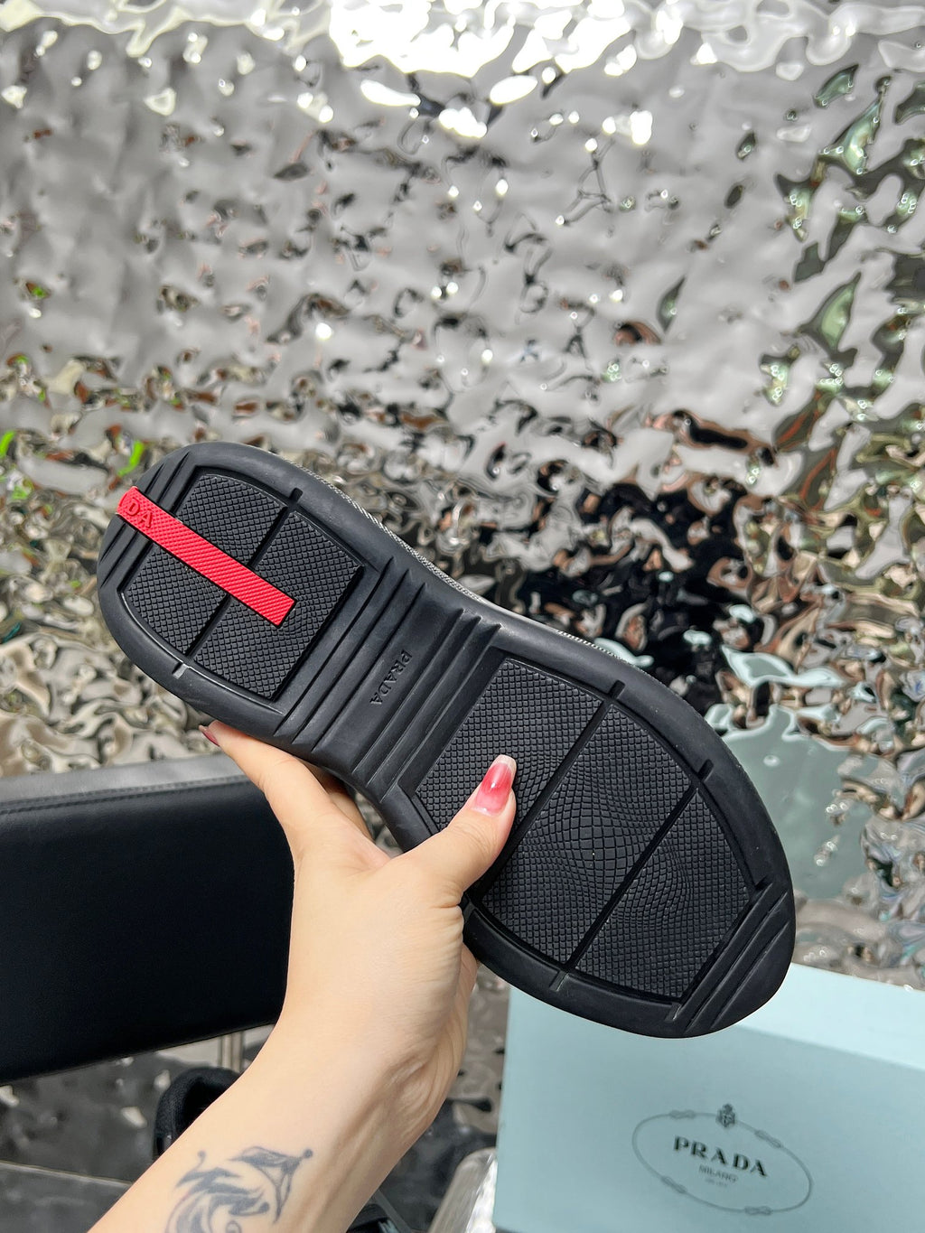 Z2P76P01 Popular high-quality leather Shoes