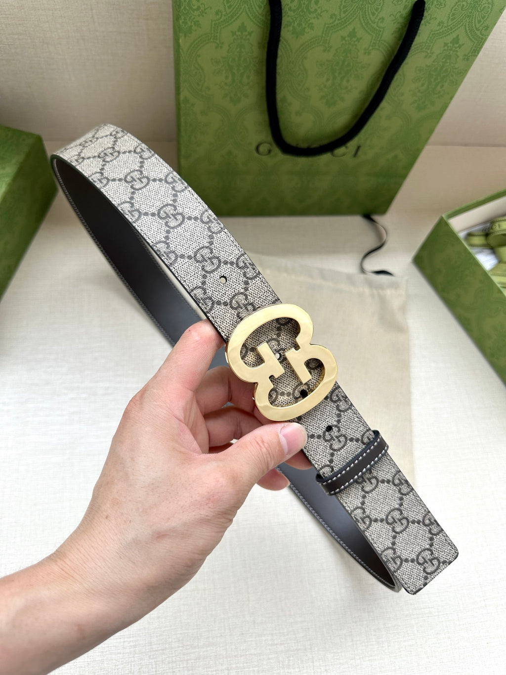 P1R55B210 Popular  High quality belt With full package