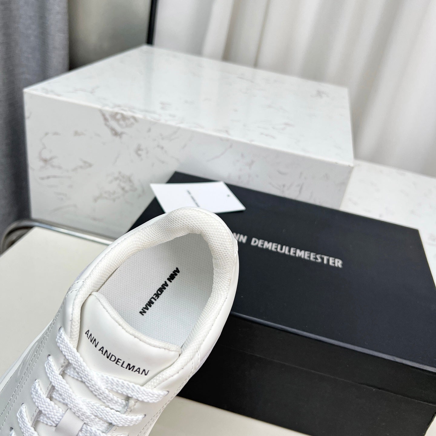 Z2Q105A260 Popular high-quality Shoes