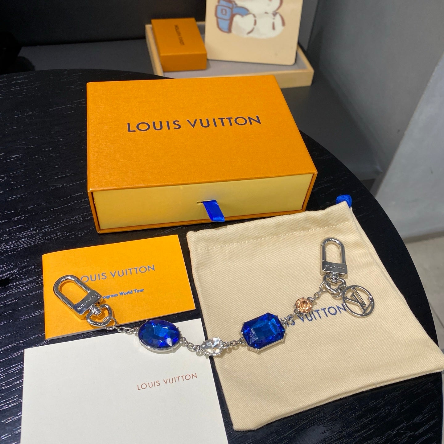 A1Q95E28 Popular bag 's charms accessories
