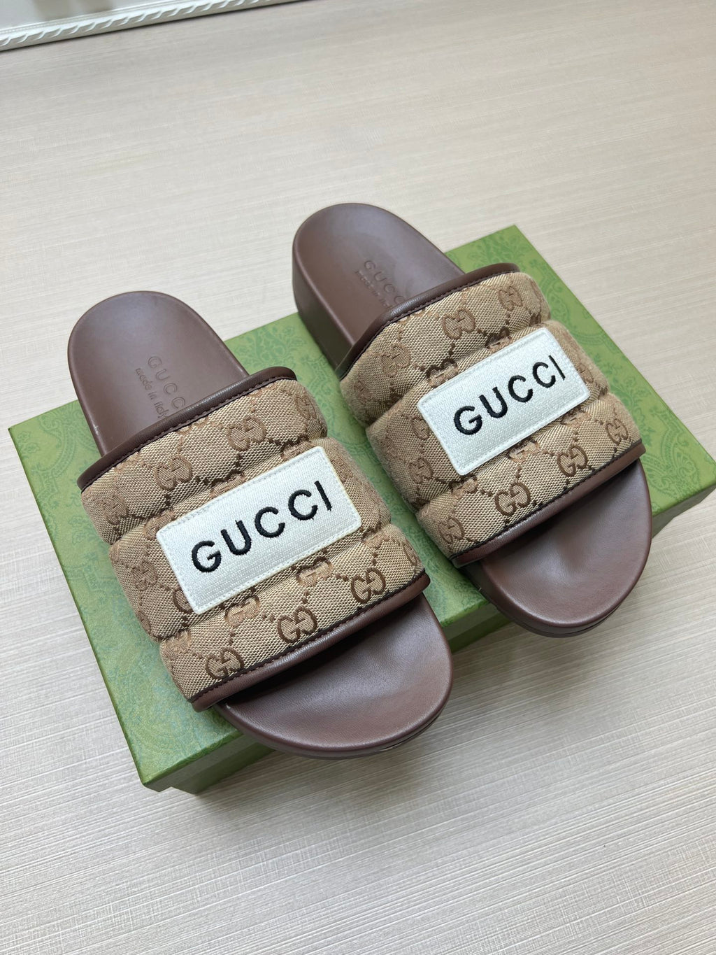 Z5ZB49 Popular slippers
