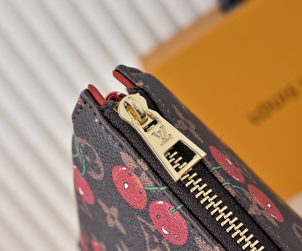 B1R15E29 Popular   bag