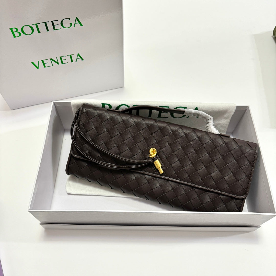 B1X44A380 Popular  leather bag 
