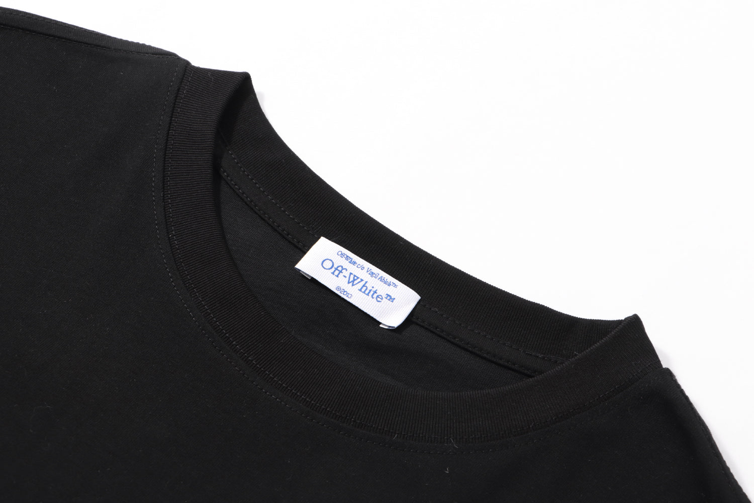U1P36A18 Popular T-shirts